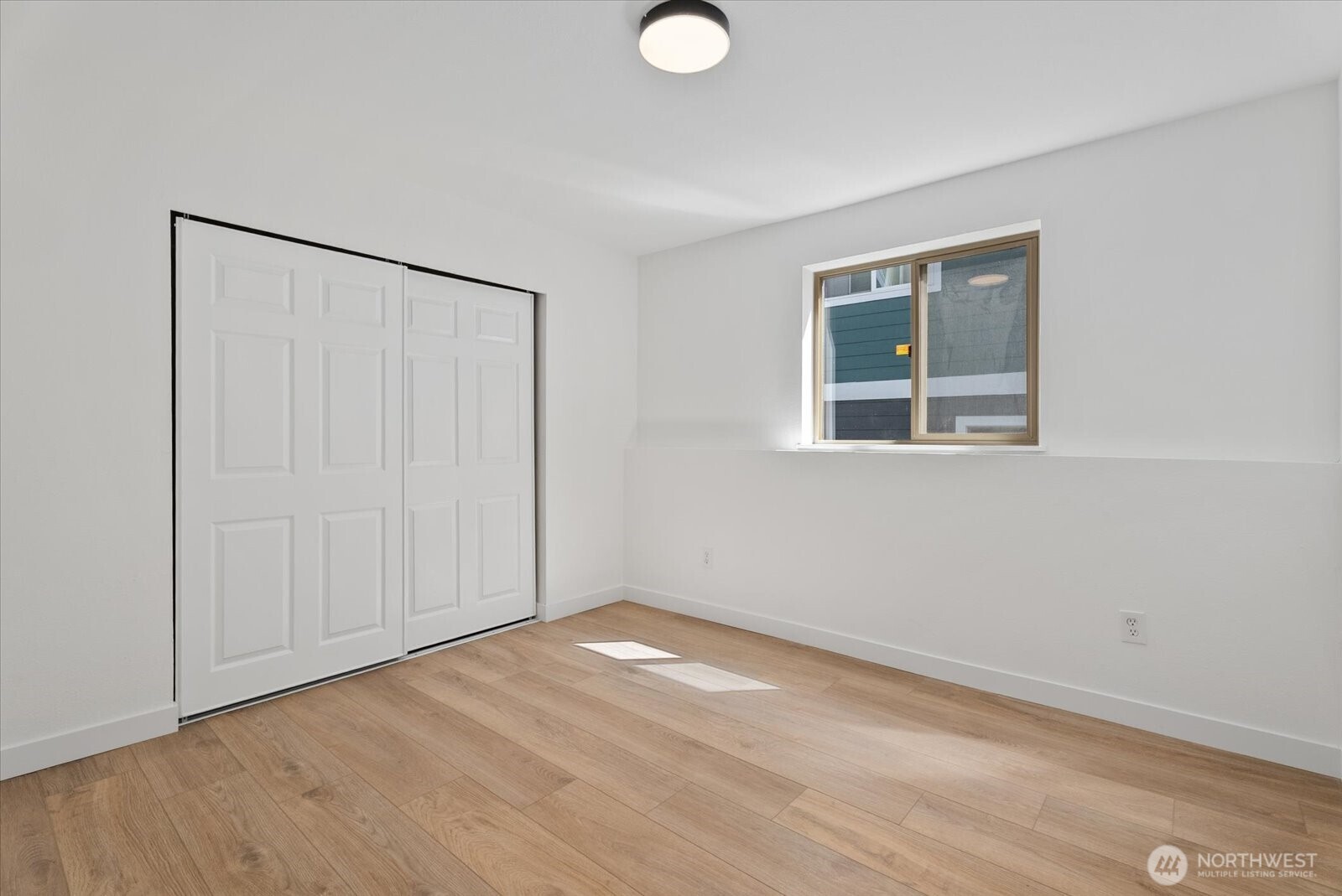 216 Broadway 3 Property Photo 10