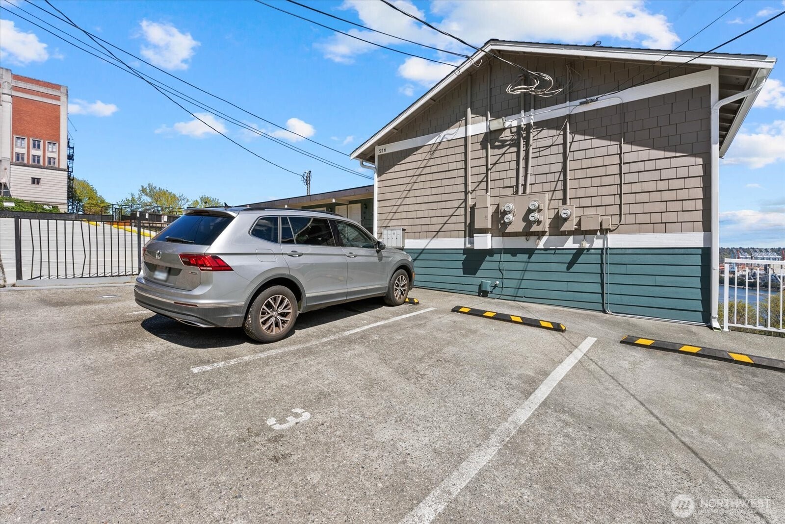 216 Broadway 3 Property Photo 23
