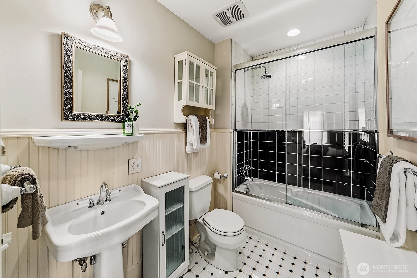 1225 9th Avenue Property Photo 32