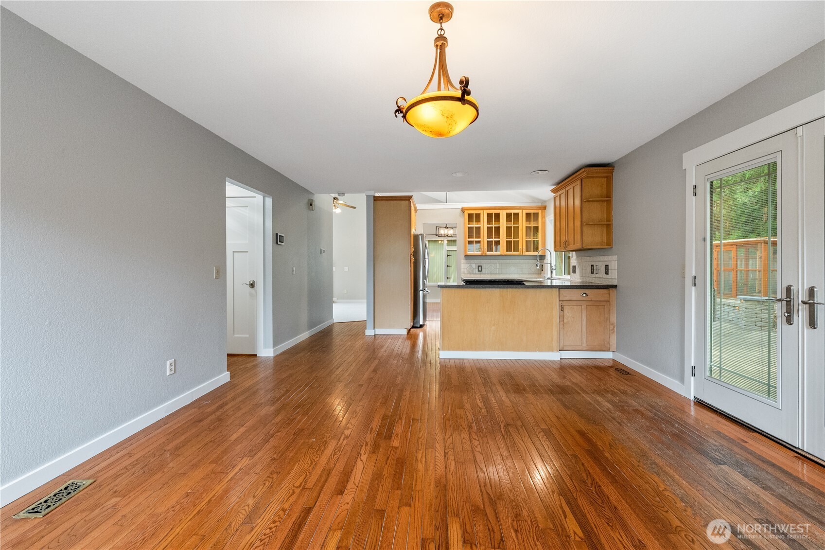 14818 4th Place Property Photo 13