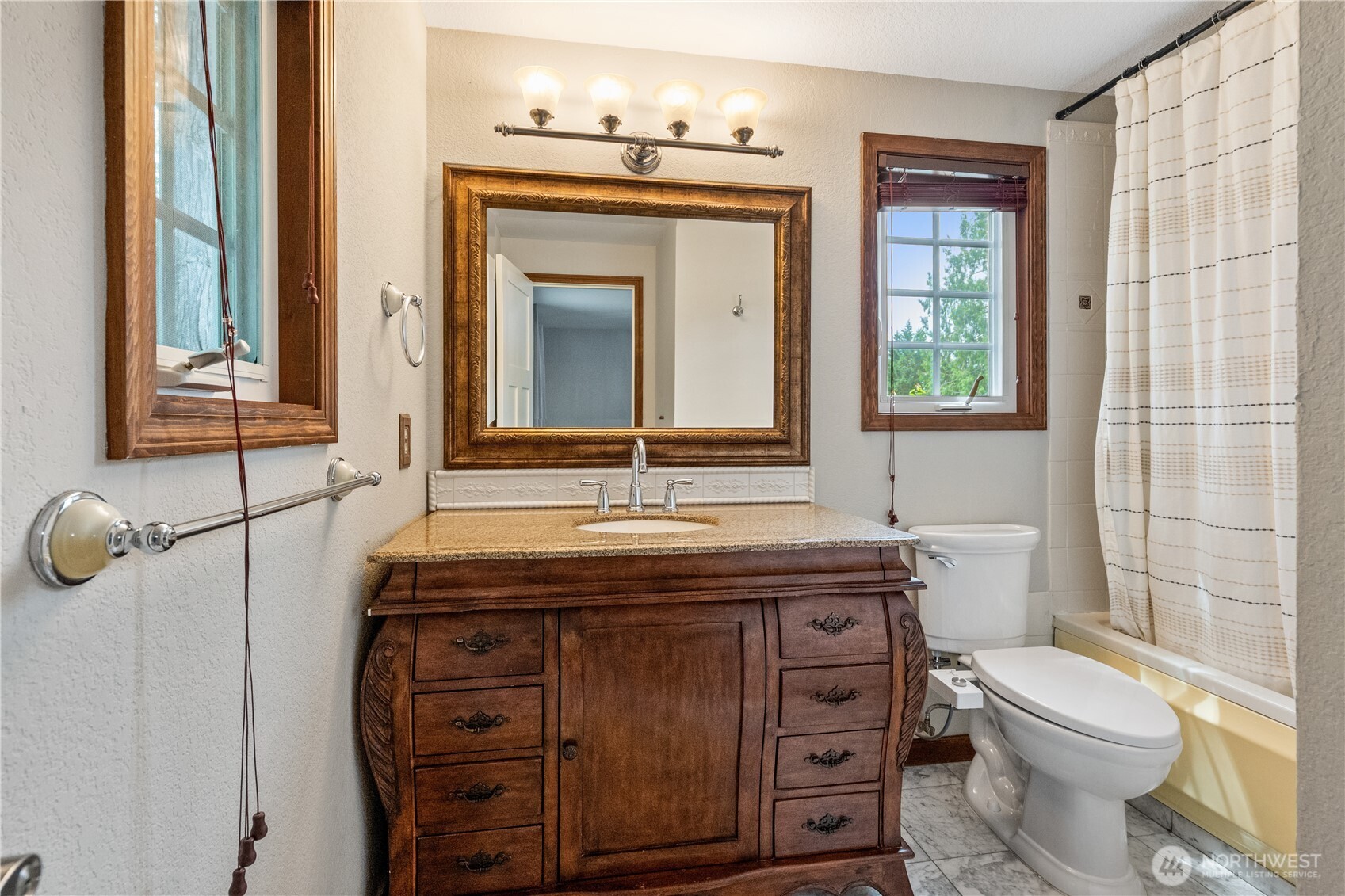 14818 4th Place Property Photo 20
