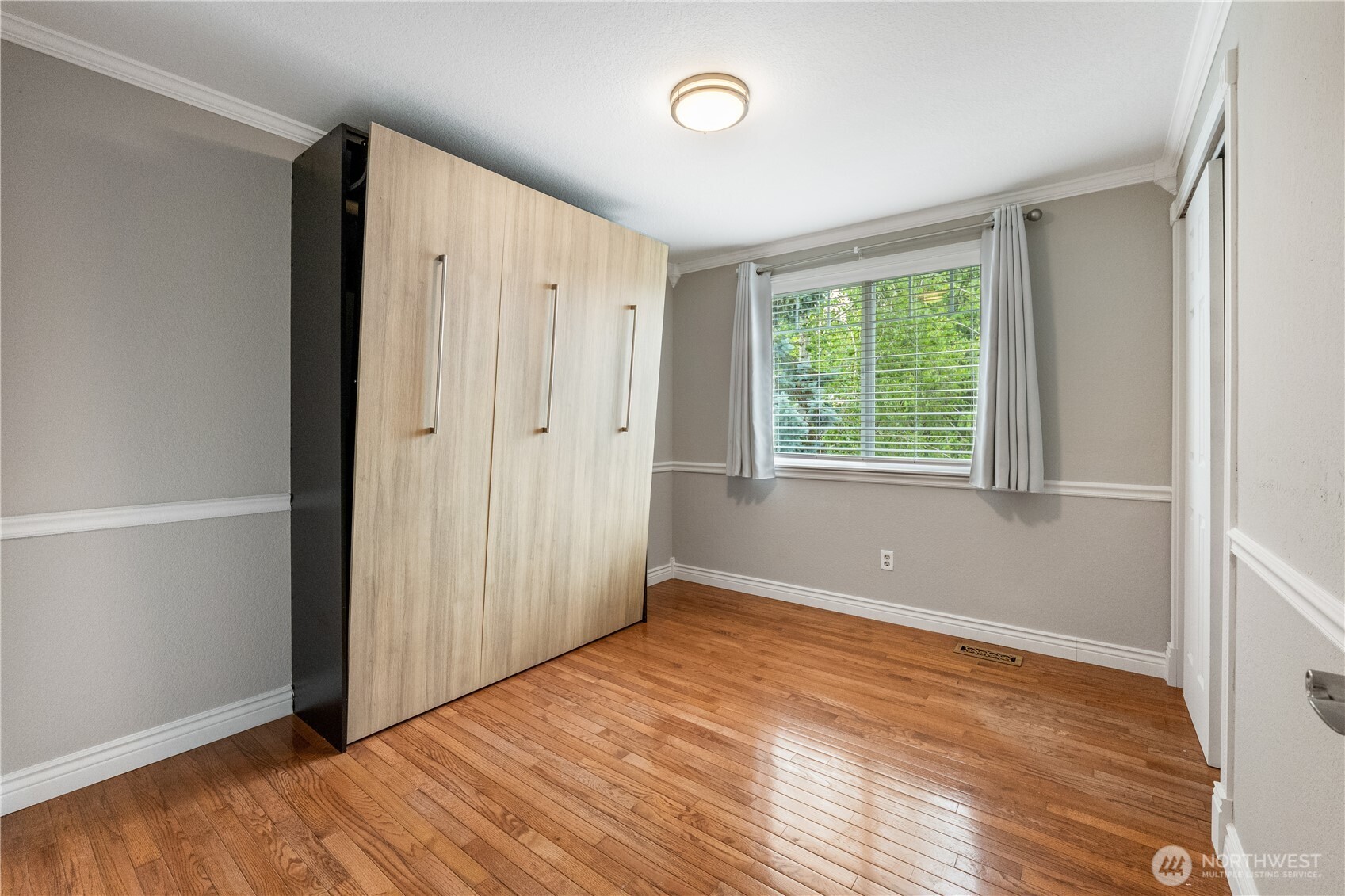 14818 4th Place Property Photo 23