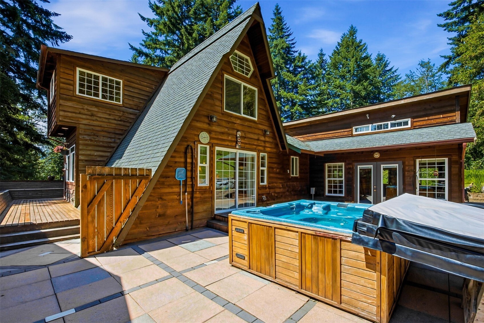 33217 Mount Tahoma Canyon Road Property Photo 1