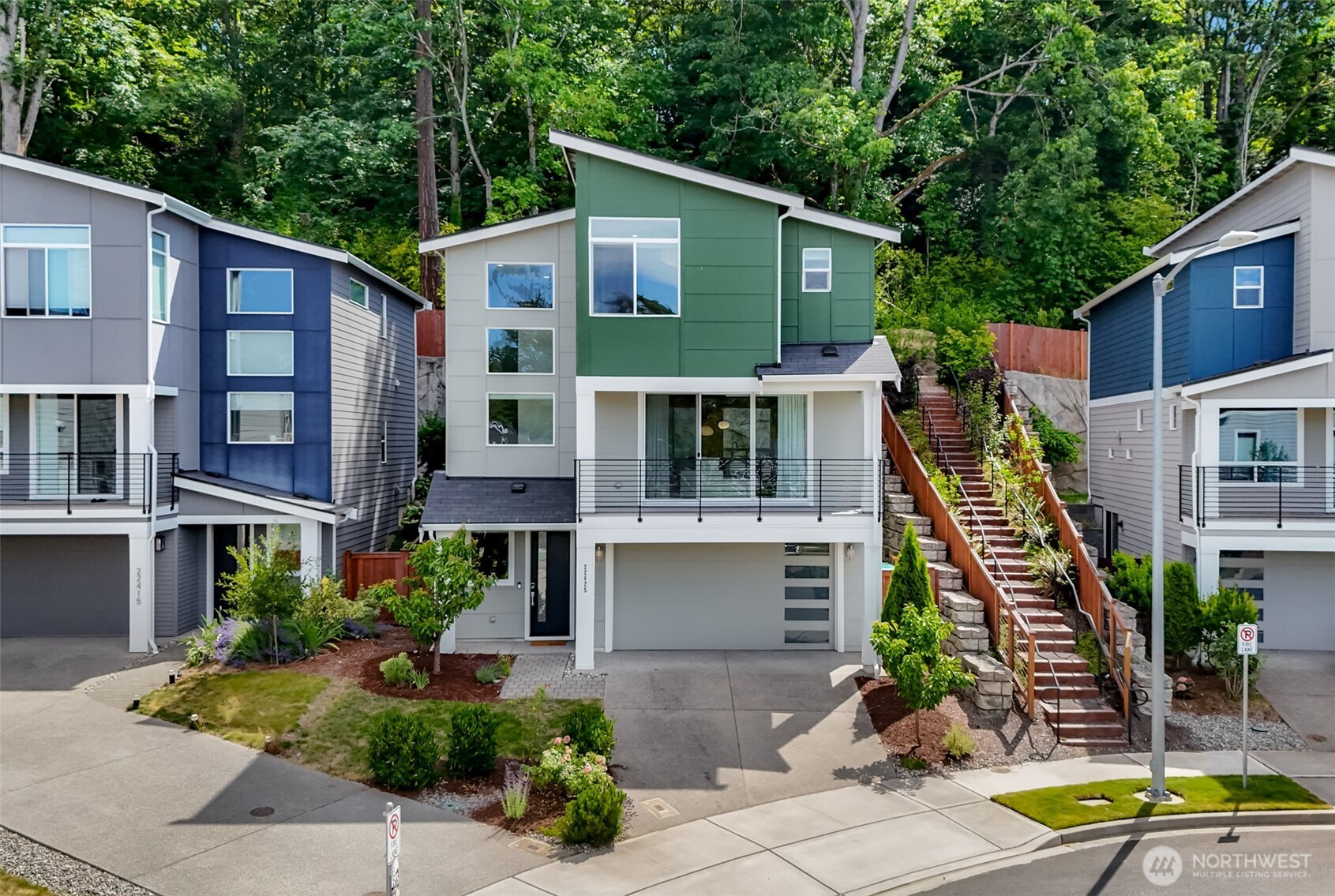 22425 69th Place Property Photo 1
