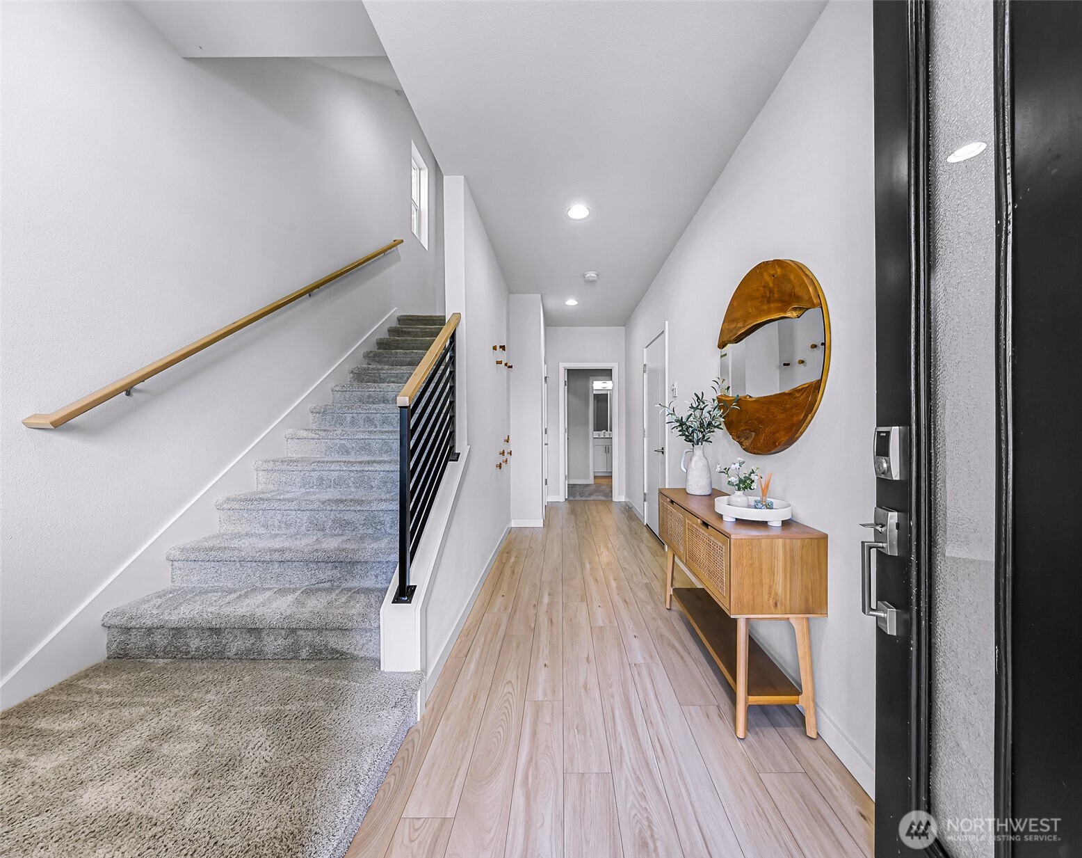 22425 69th Place Property Photo 2