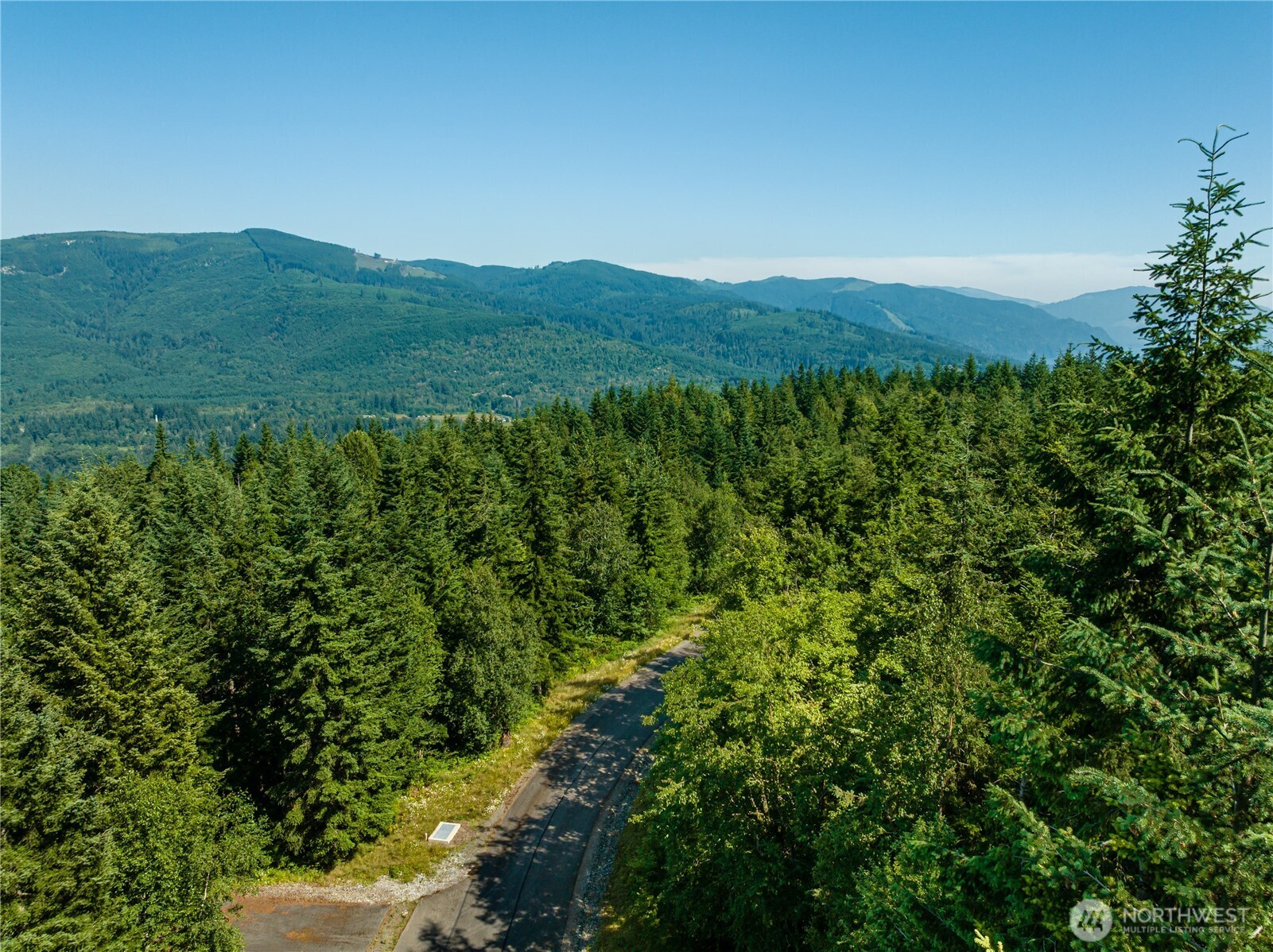 19 Academy Highlands Property Photo 6