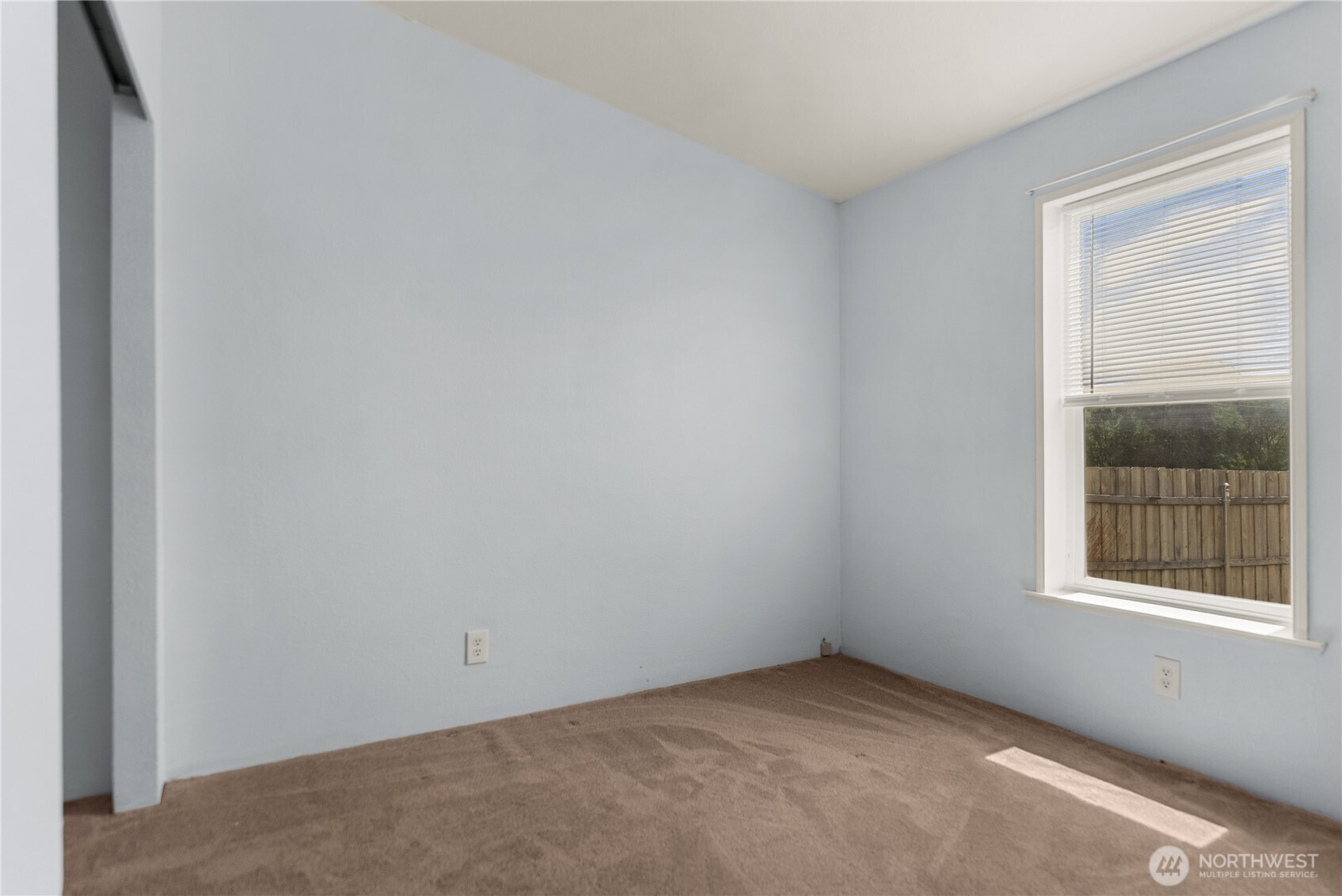 1037 A Highway 7 Property Photo 8