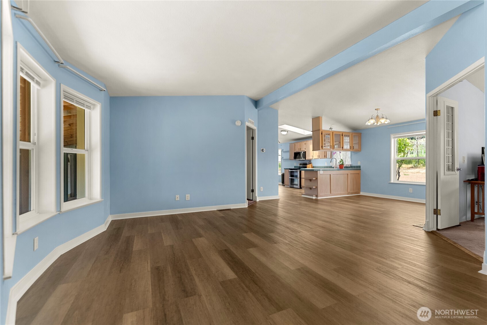 1037 A Highway 7 Property Photo 17