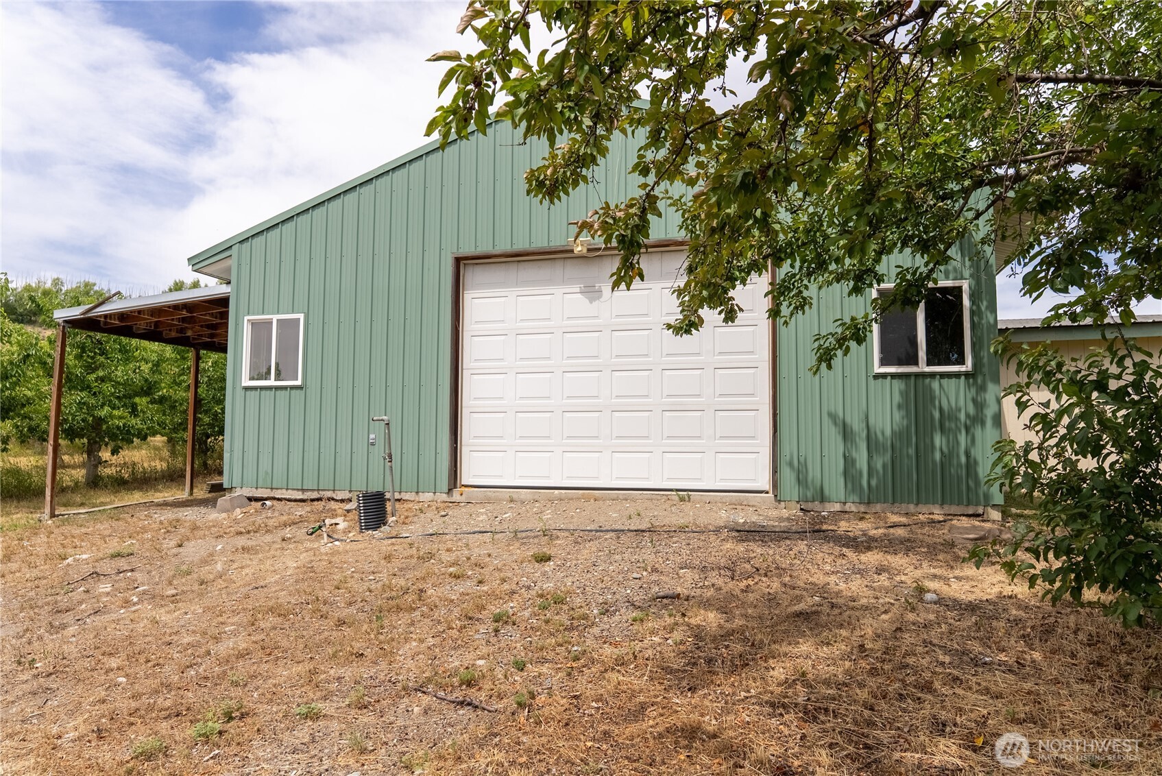 1037 A Highway 7 Property Photo 32