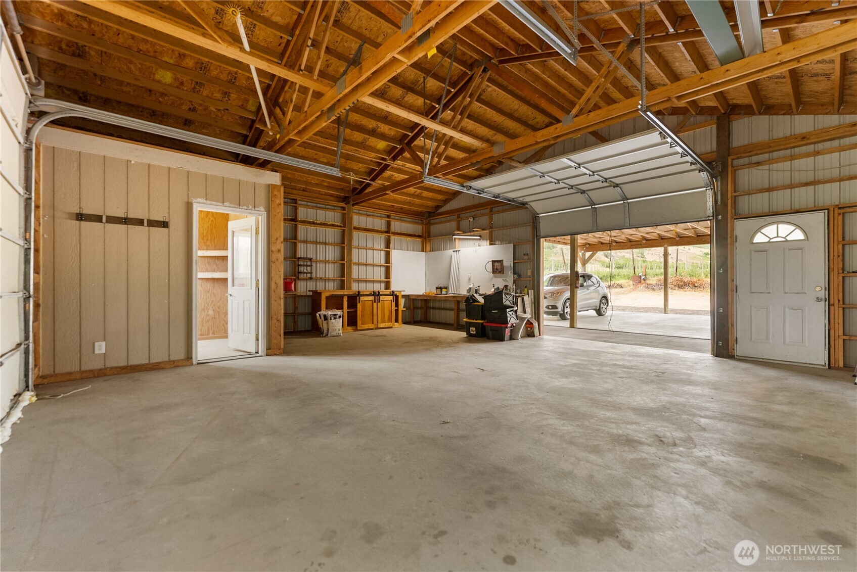 1037 A Highway 7 Property Photo 33