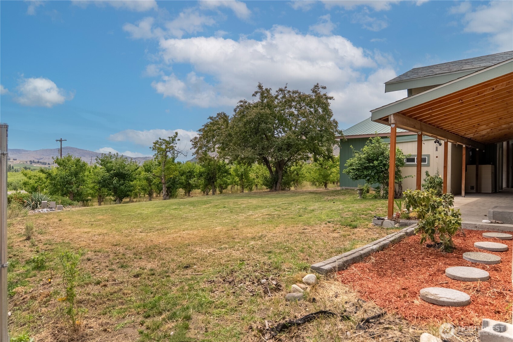 1037 A Highway 7 Property Photo 37