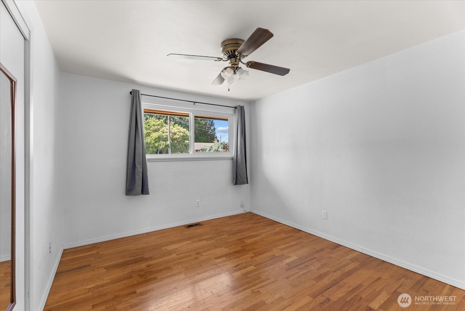 1718 G Street Property Photo 11