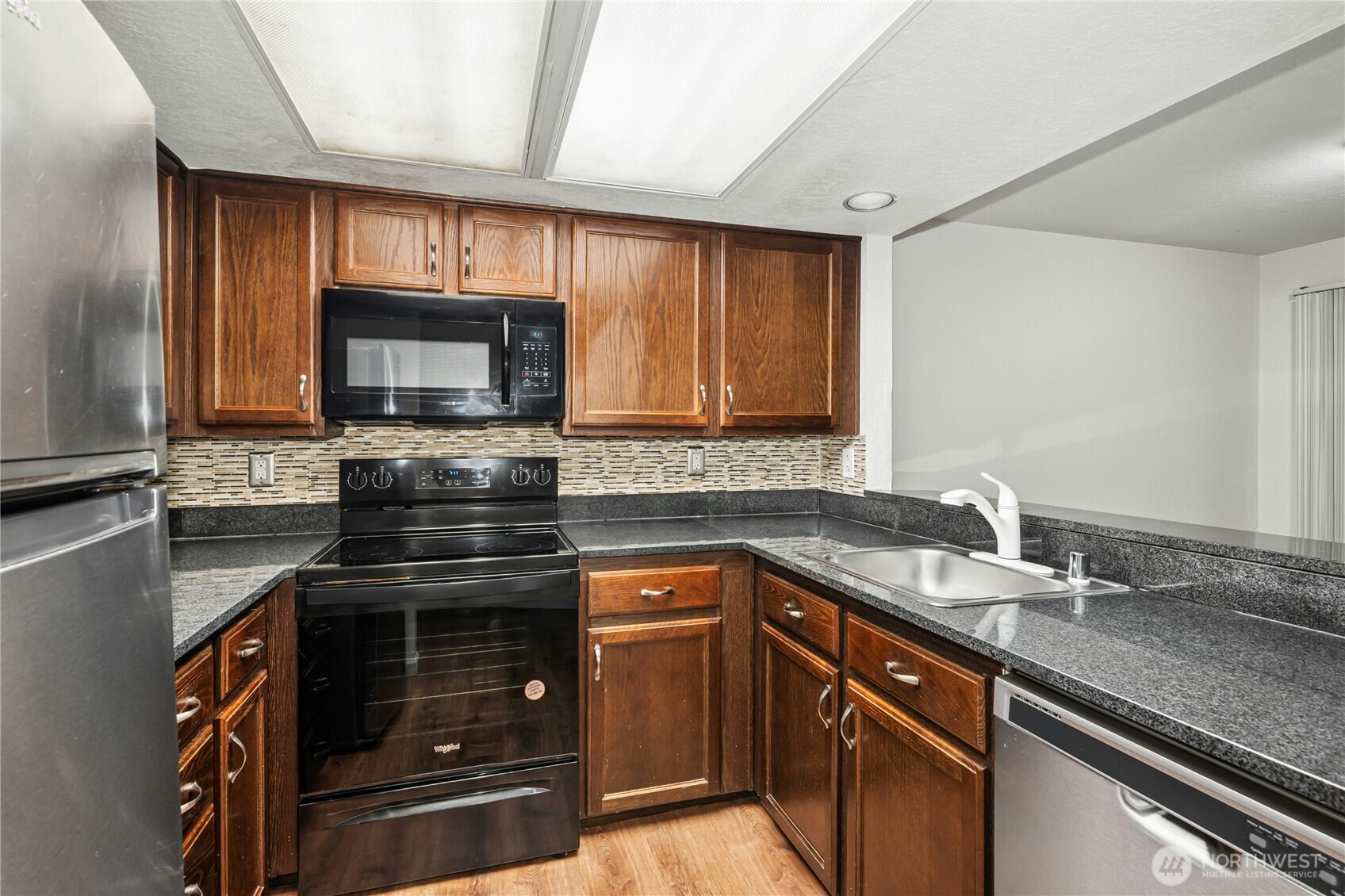 709 143rd Avenue G-25 Property Photo 6