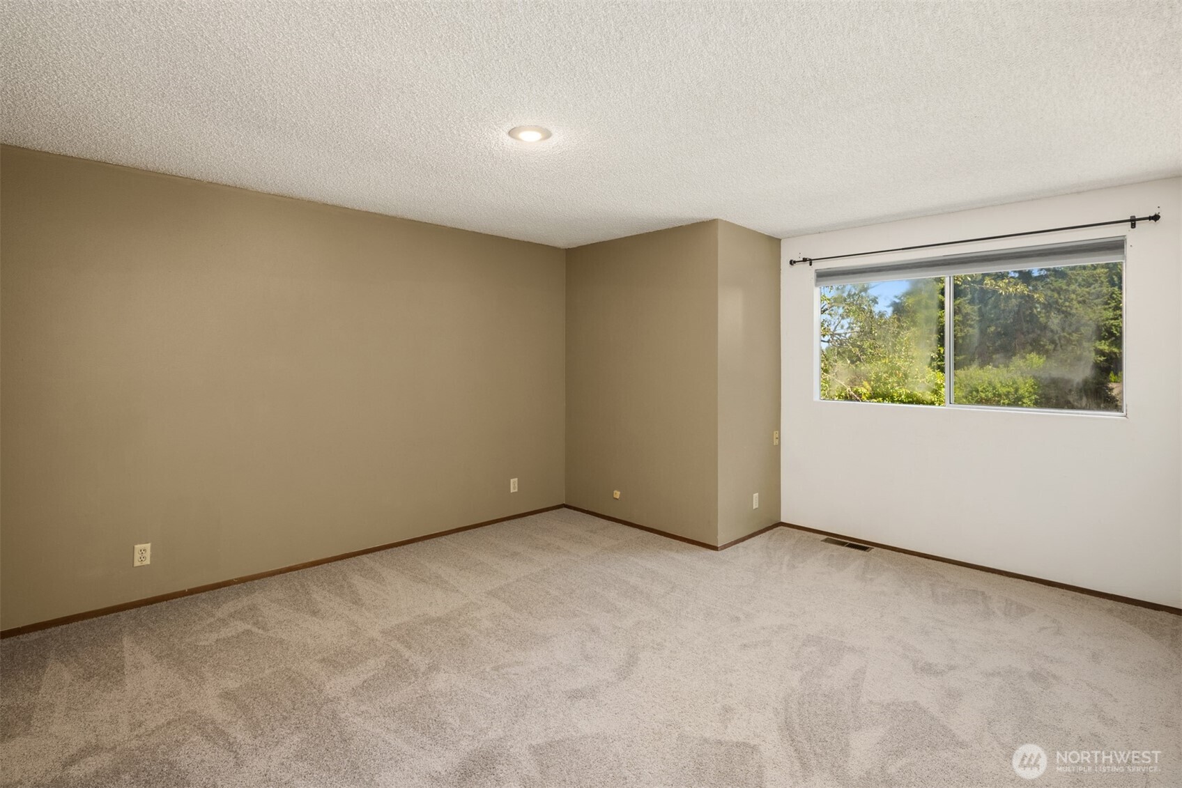 2023 228th Place Property Photo 16