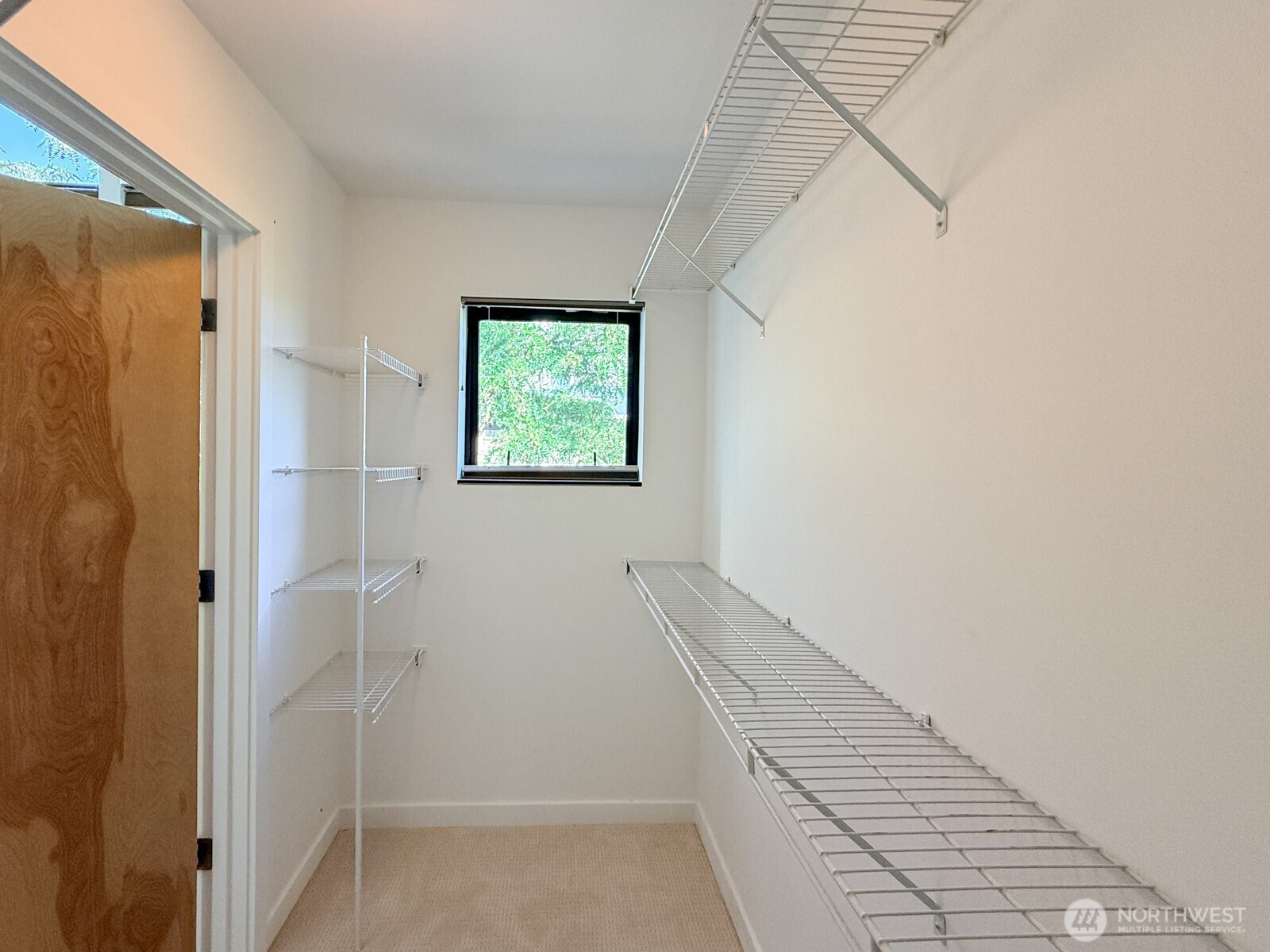 4917 39th Avenue Property Photo 12
