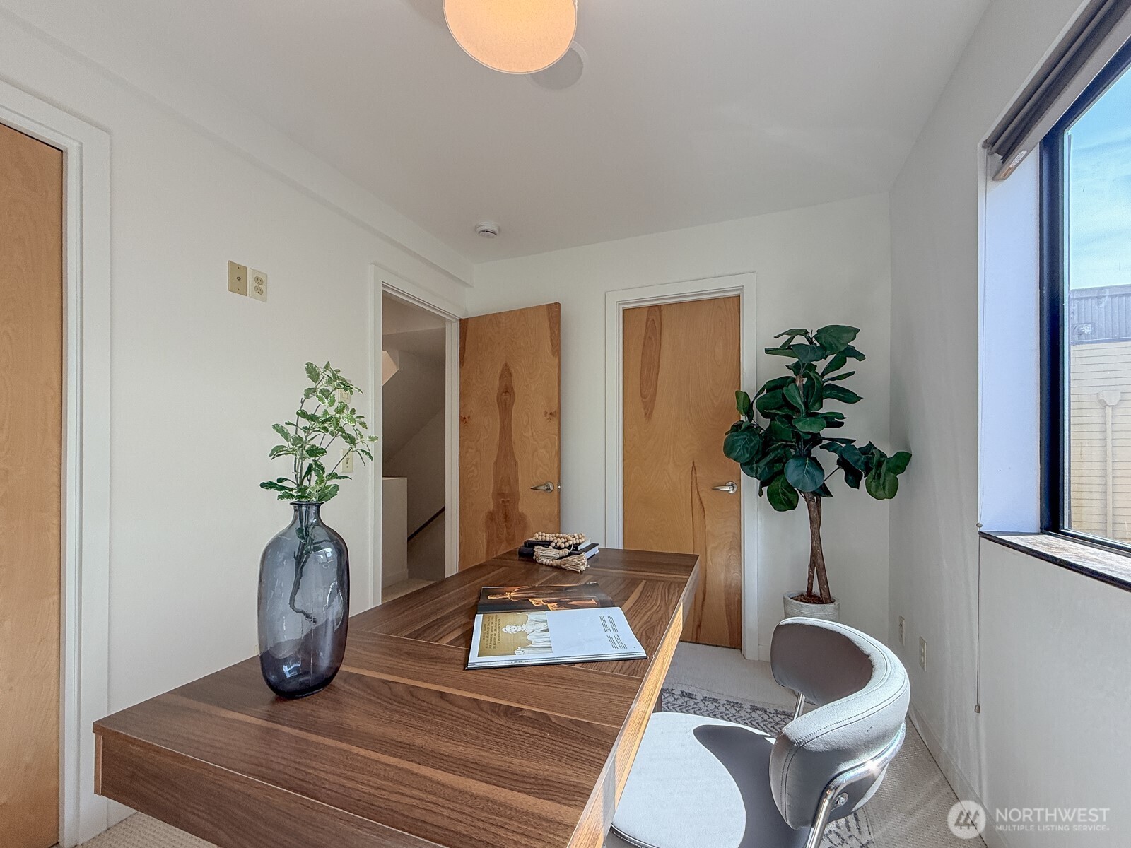 4917 39th Avenue Property Photo 18