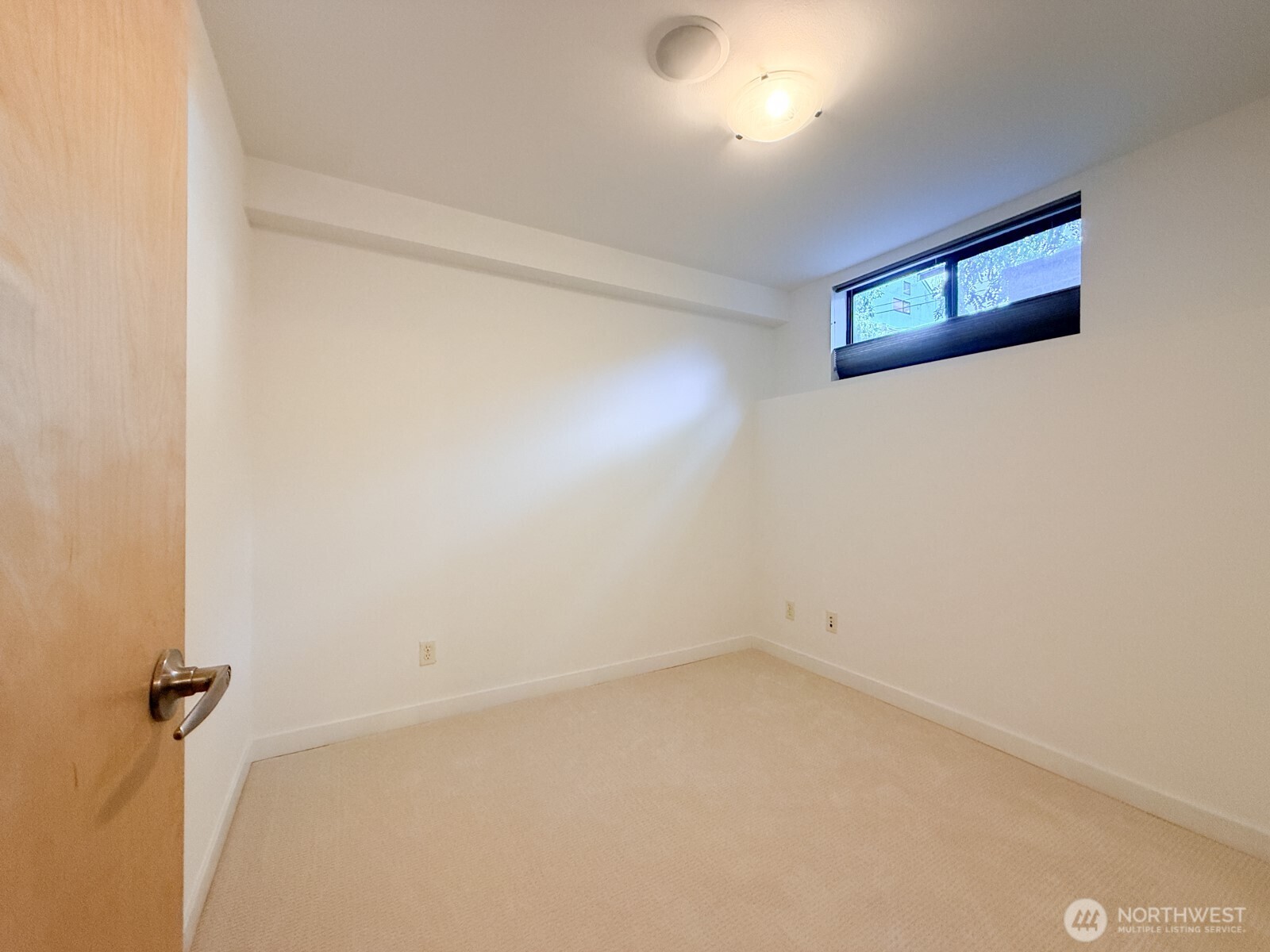 4917 39th Avenue Property Photo 28