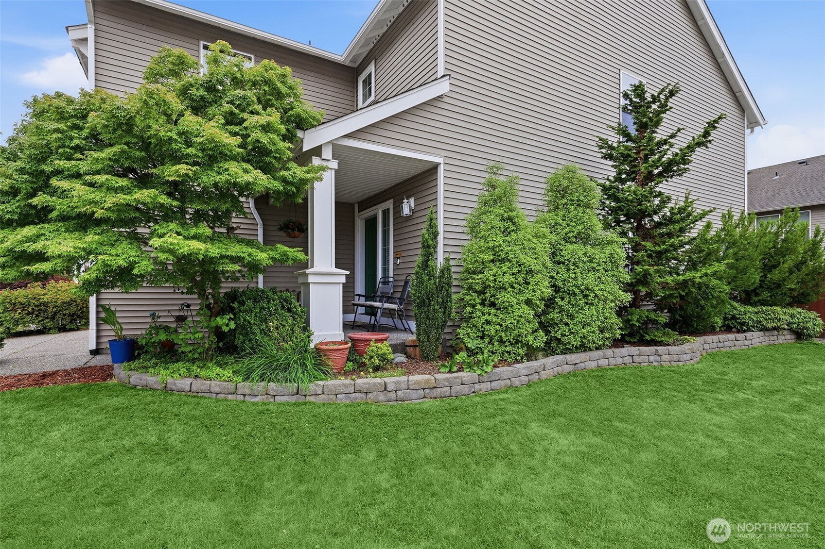 305 Lynnwood Avenue Property Photo 3