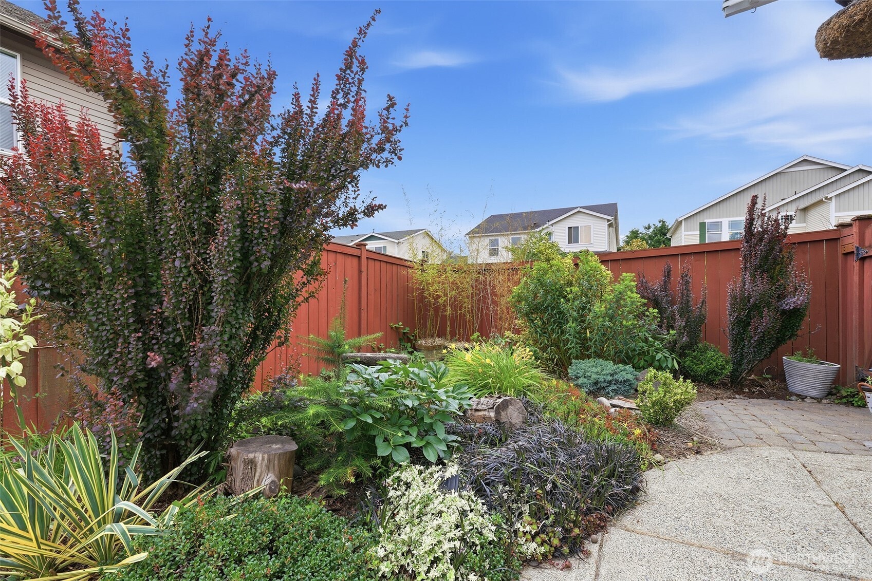 305 Lynnwood Avenue Property Photo 4