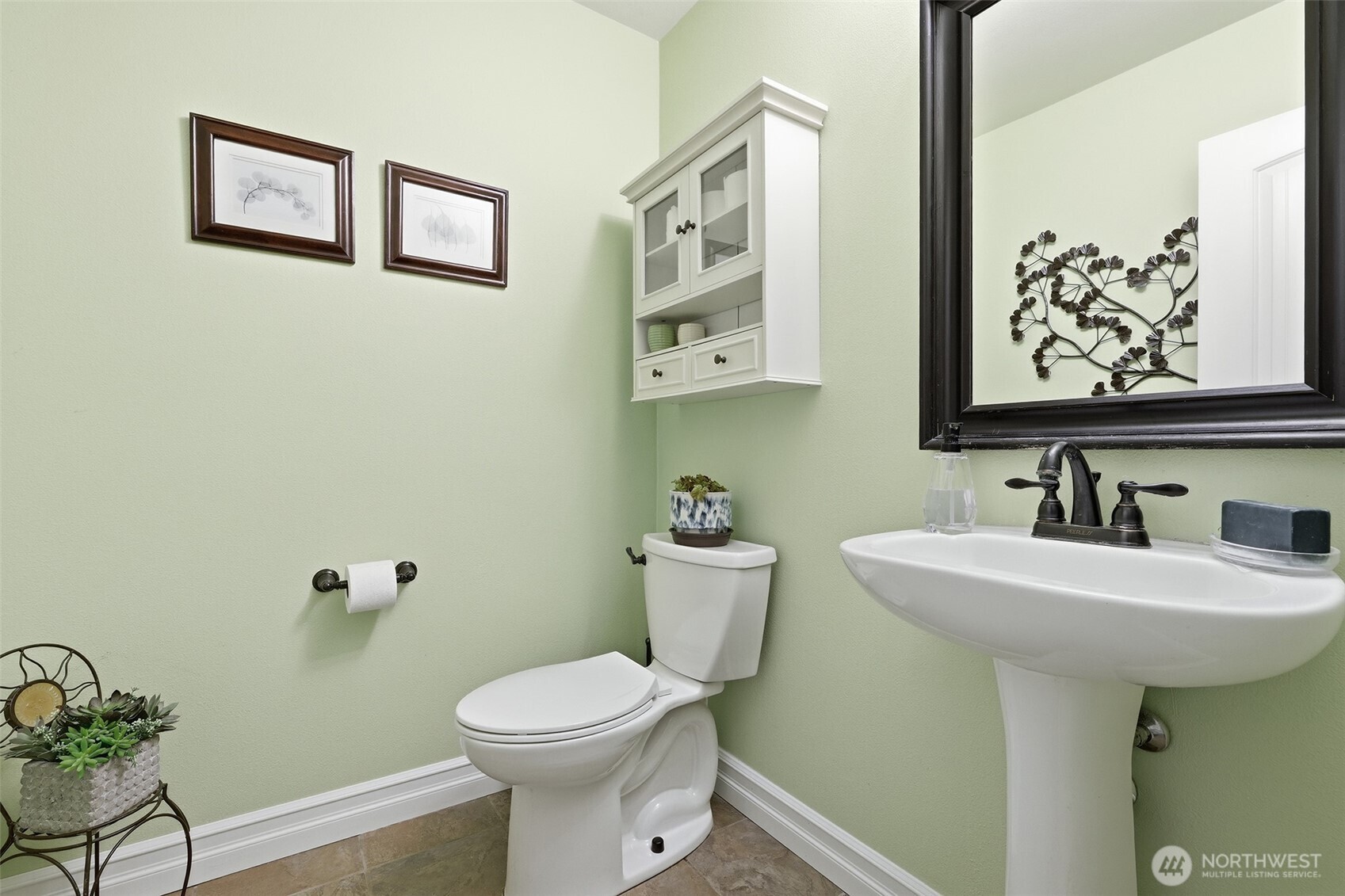 305 Lynnwood Avenue Property Photo 13