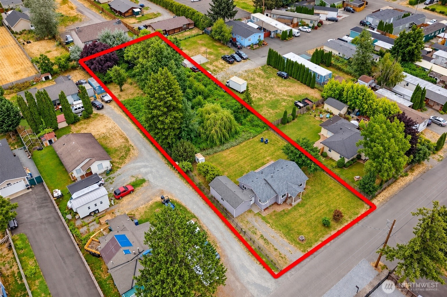 216 4th Avenue Property Photo 1