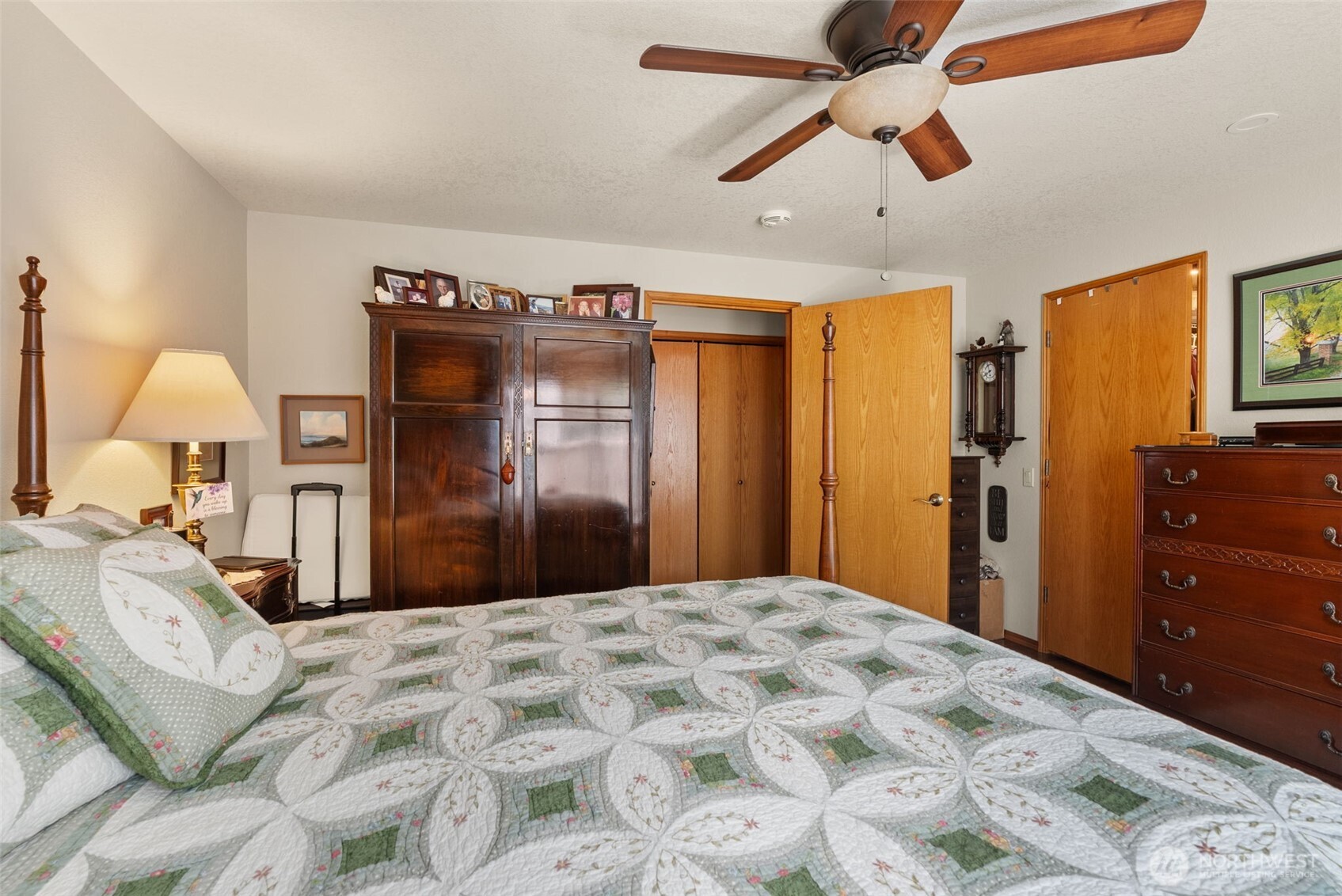 1192 Emerson Lane Property Photo 14