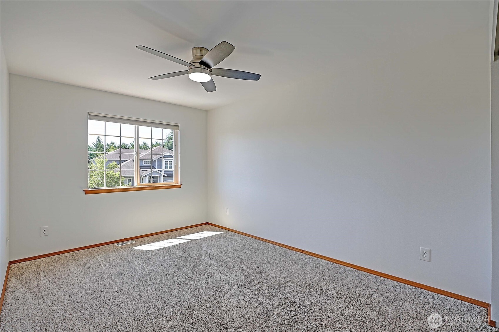 6915 282nd Place Property Photo 25