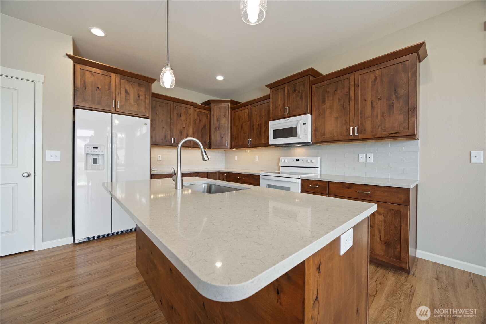 472 Sunny Brooke Lane Property Photo 13