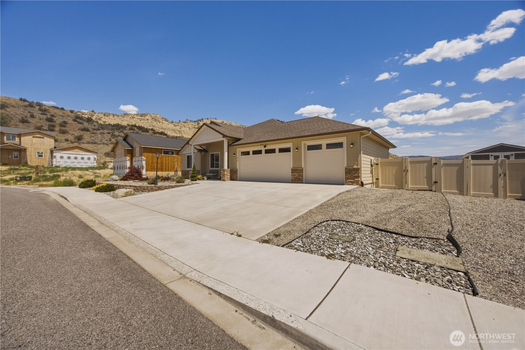 472 Sunny Brooke Lane Property Photo 32