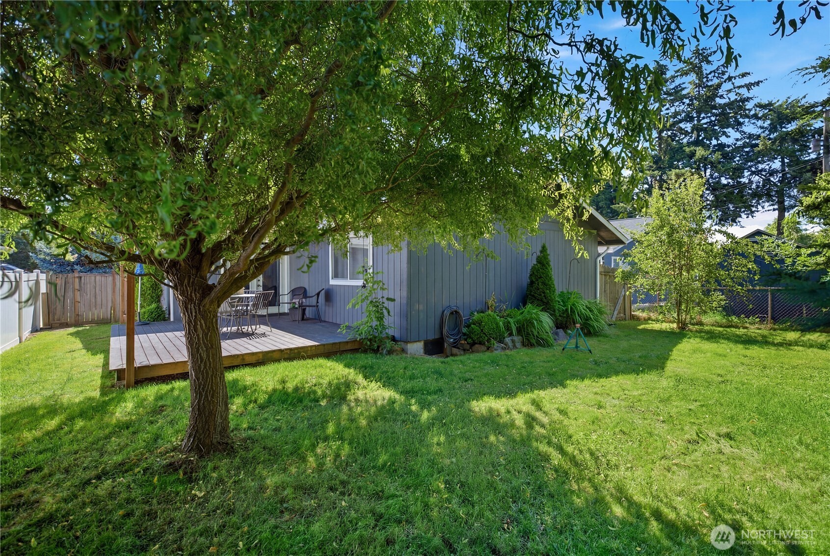4114 S Hosmer Street Property Photo 33