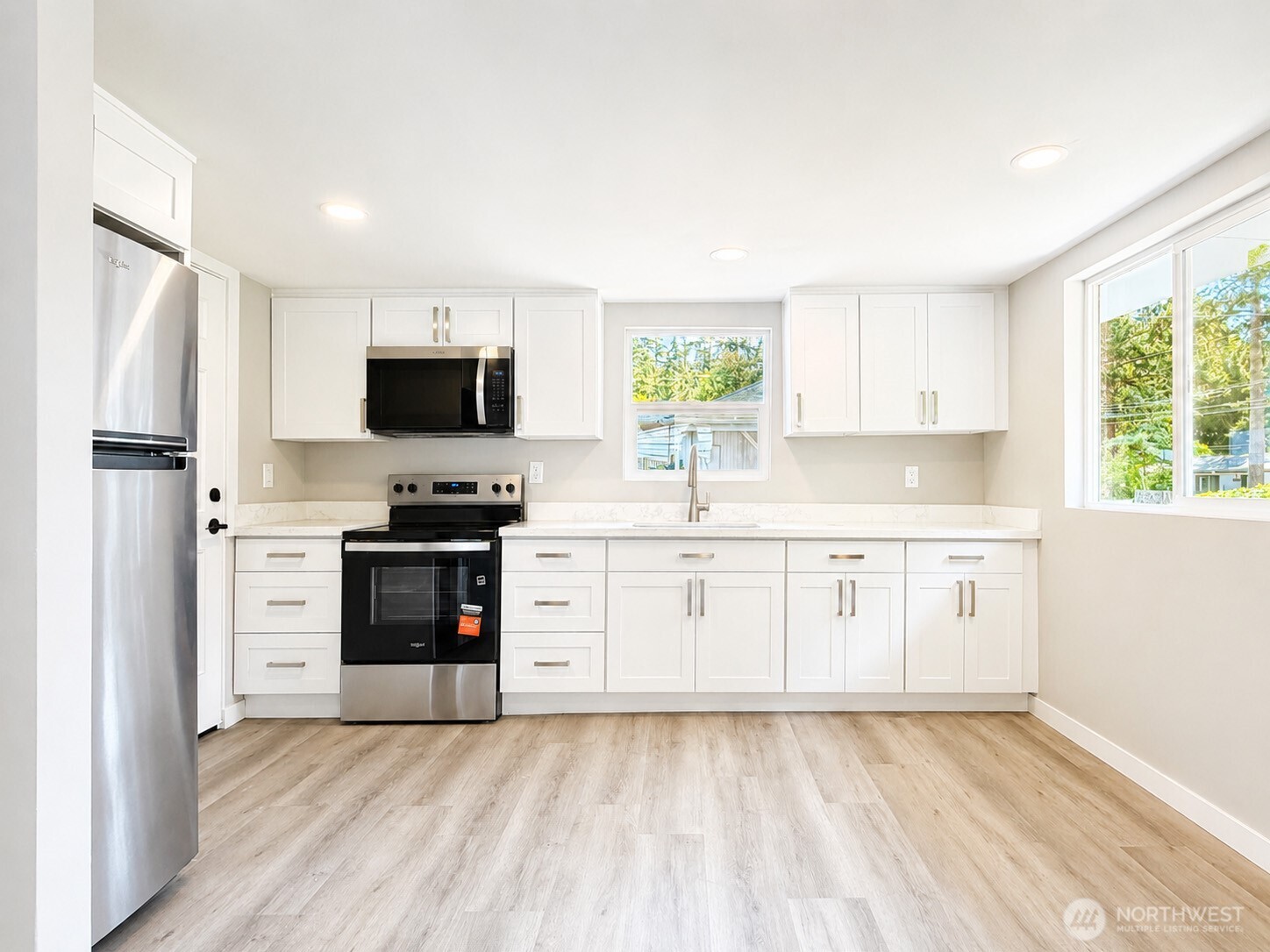 1040 W Shady Lane Wa Property Photo 12