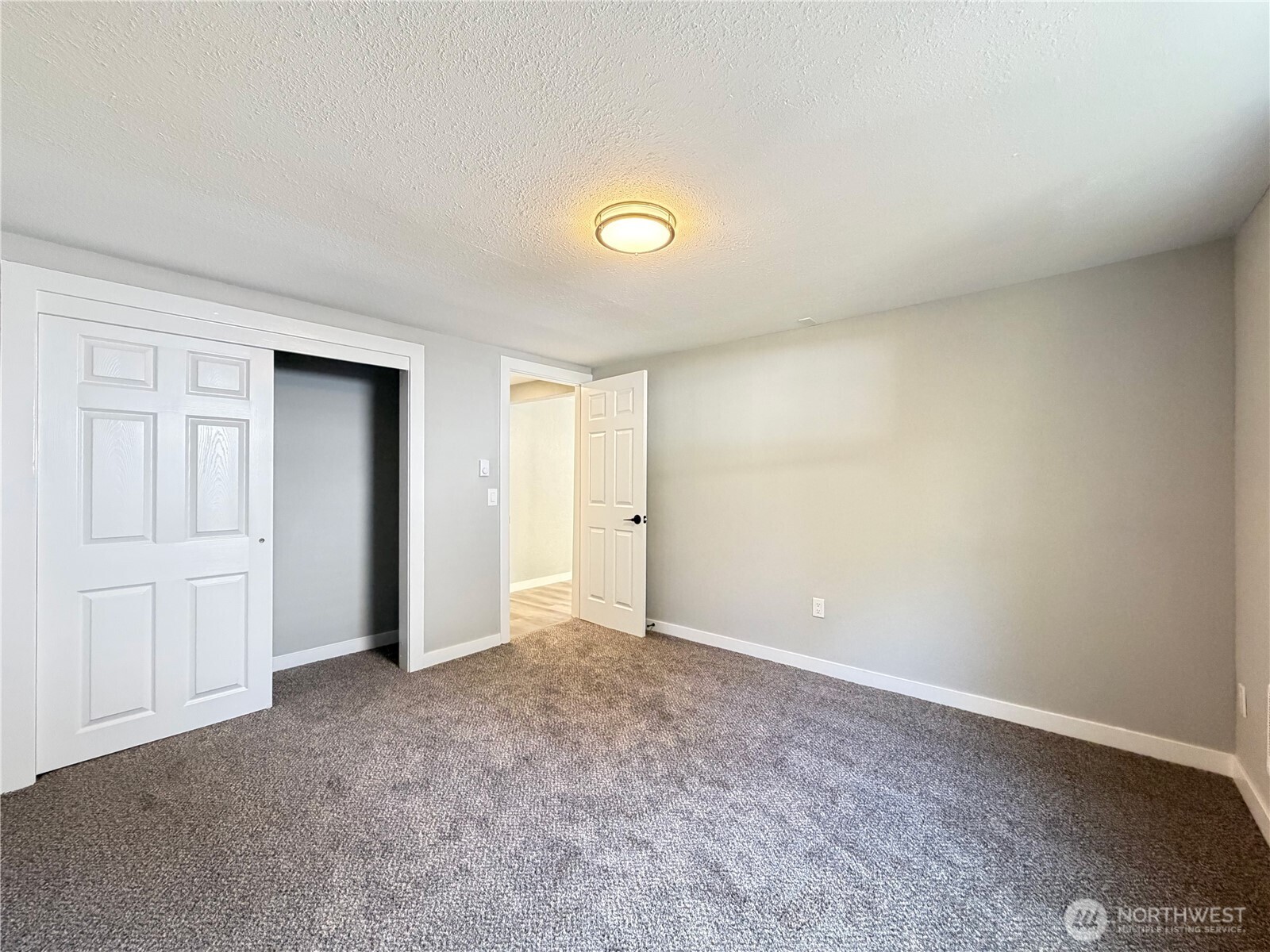 1040 W Shady Lane Wa Property Photo 18