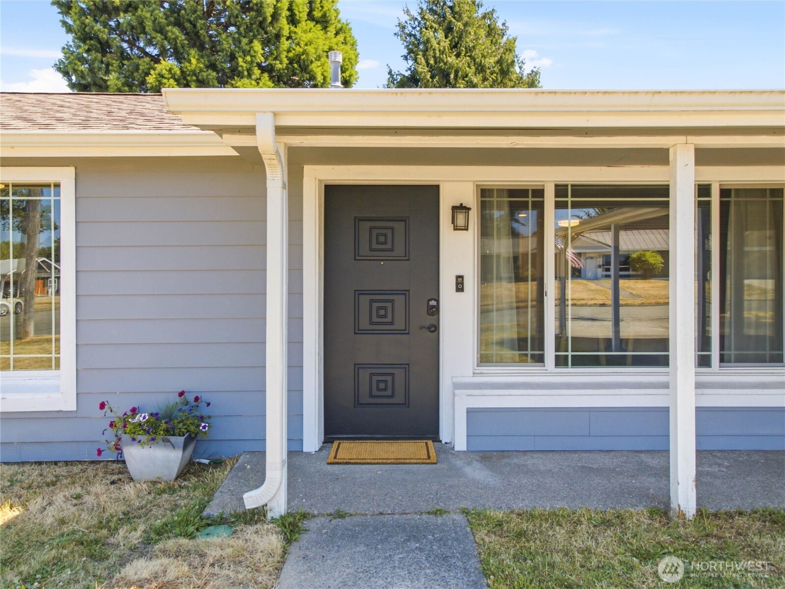 5102 N Mance Property Photo 5