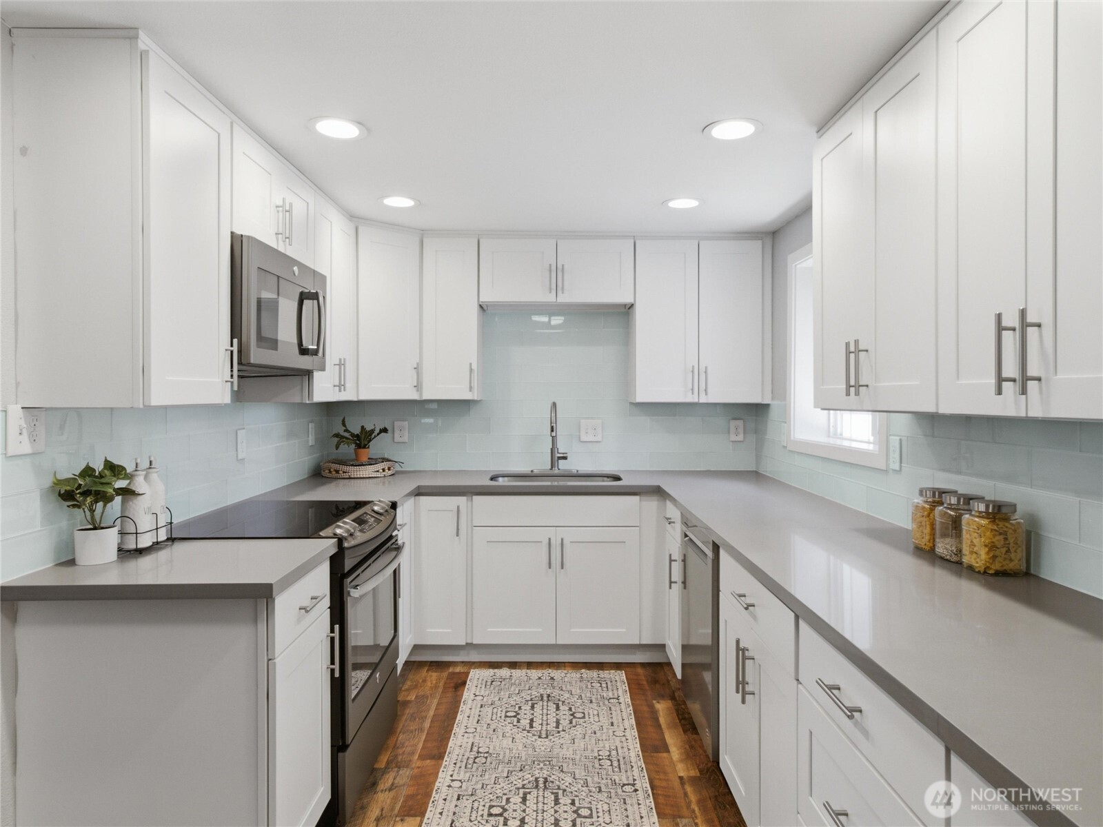 5102 N Mance Property Photo 14