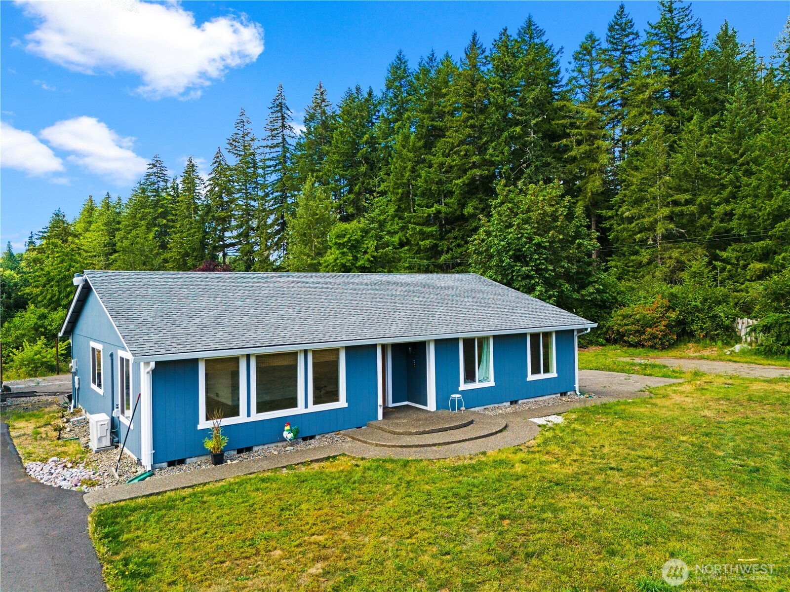 160 Cloquallum Road Property Photo 2