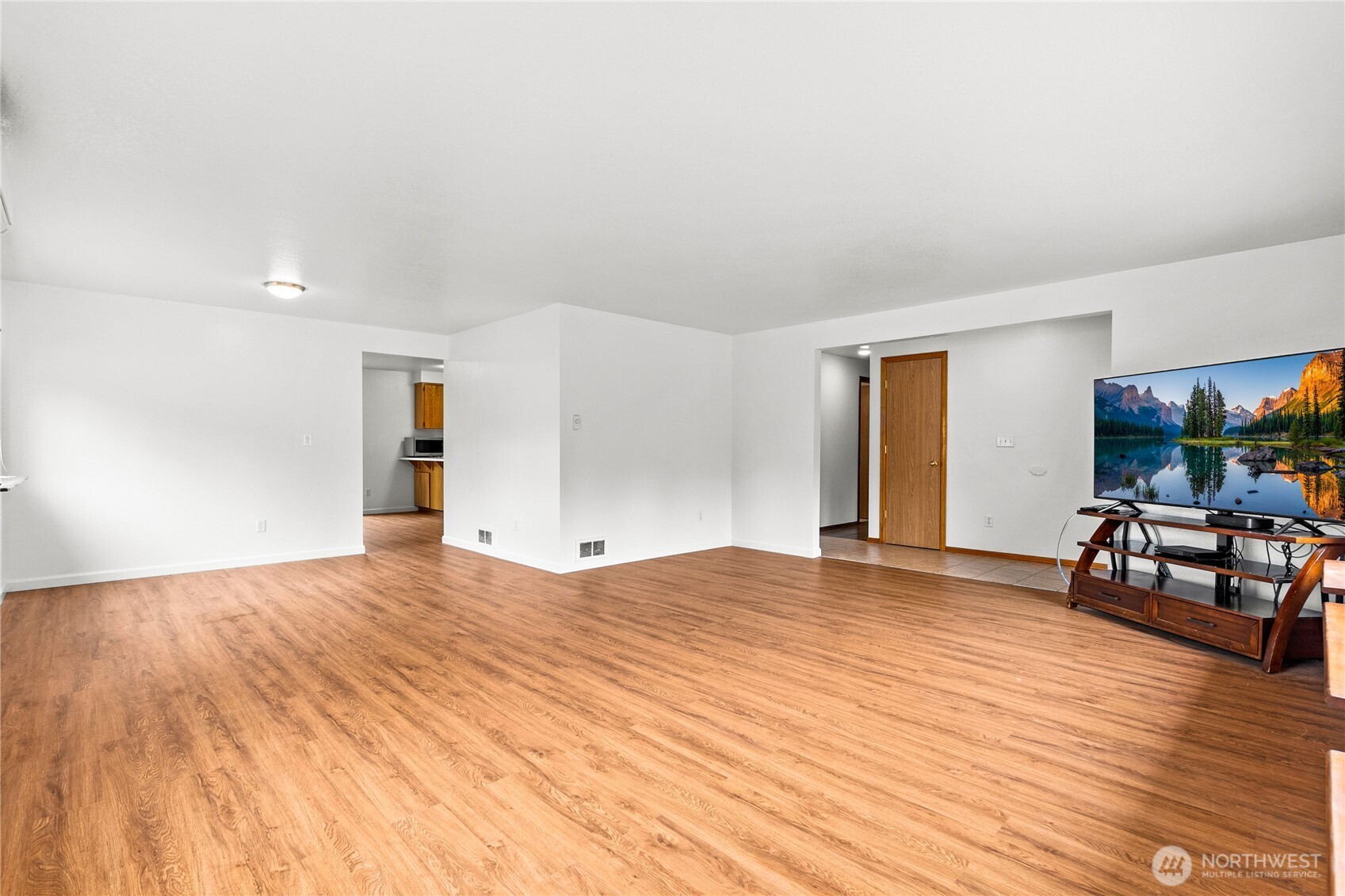 160 Cloquallum Road Property Photo 7