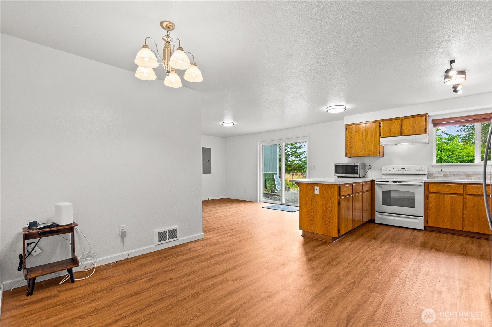 160 Cloquallum Road Property Photo 10