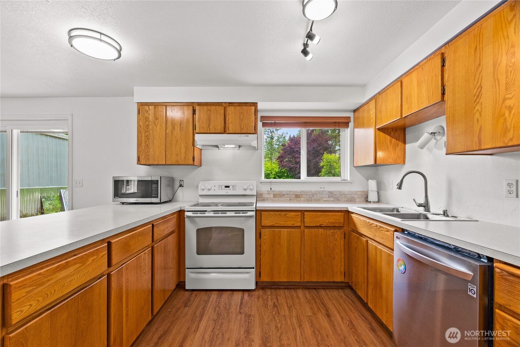 160 Cloquallum Road Property Photo 14