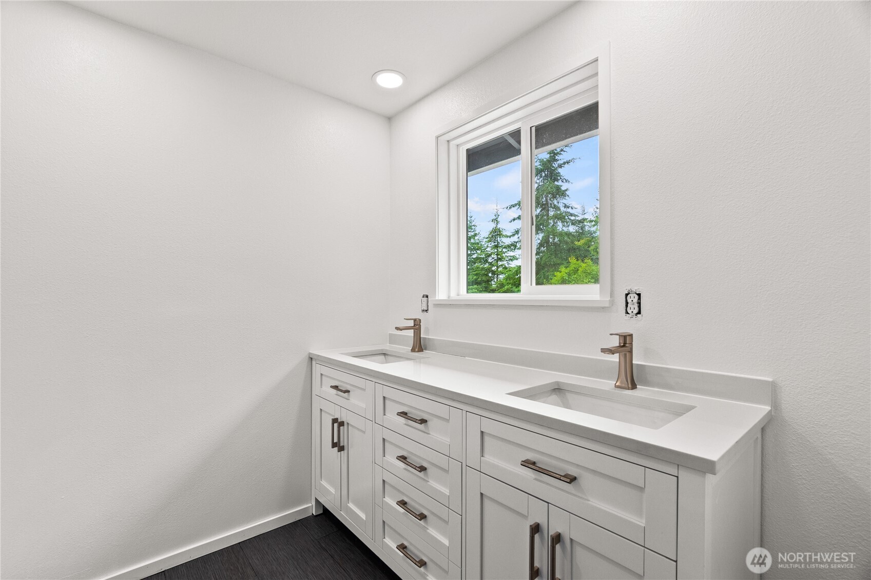 160 Cloquallum Road Property Photo 24