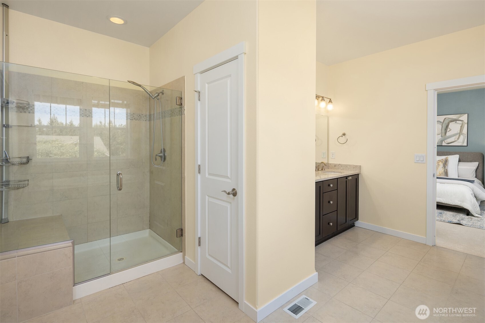 9121 Jacobia Avenue Property Photo 17