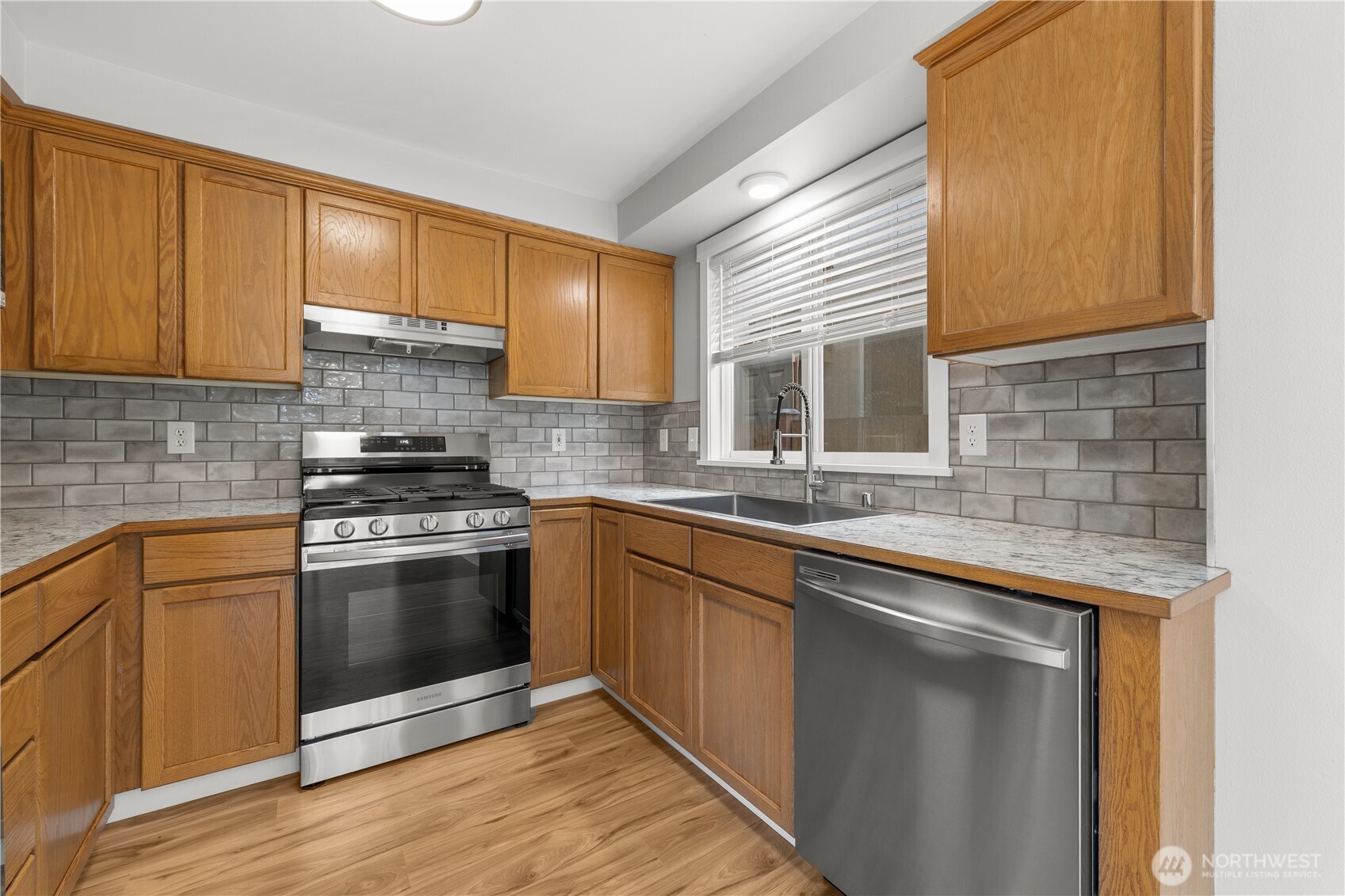 3428 178th Place B Property Photo 10
