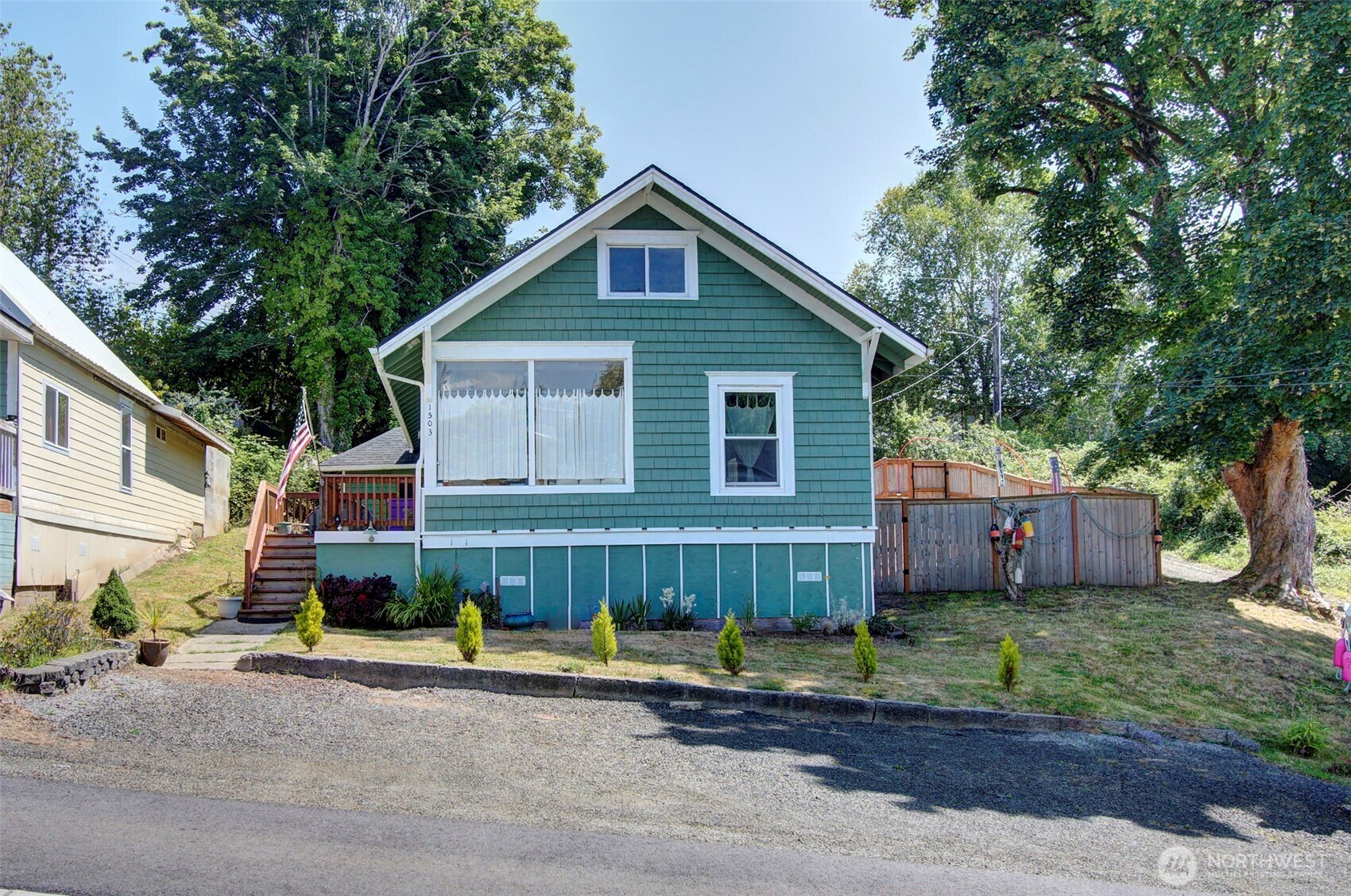 1503 First Street Property Photo 2