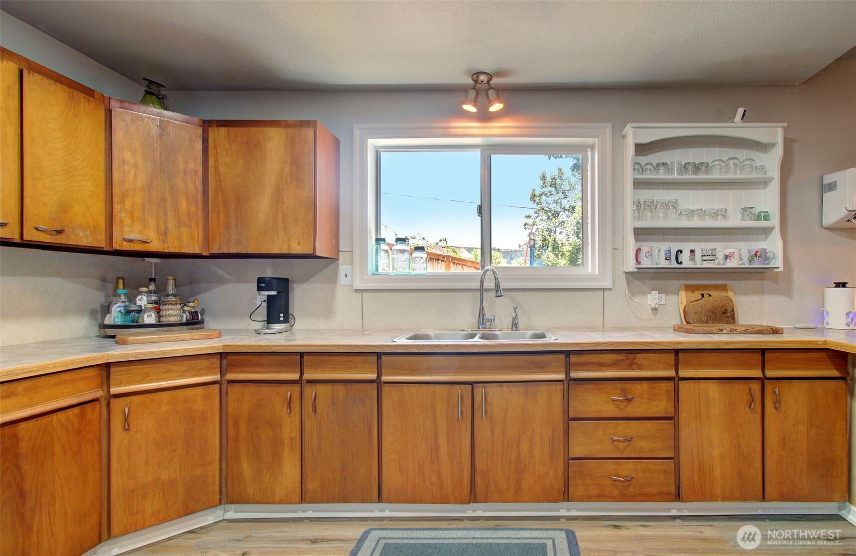 1503 First Street Property Photo 7