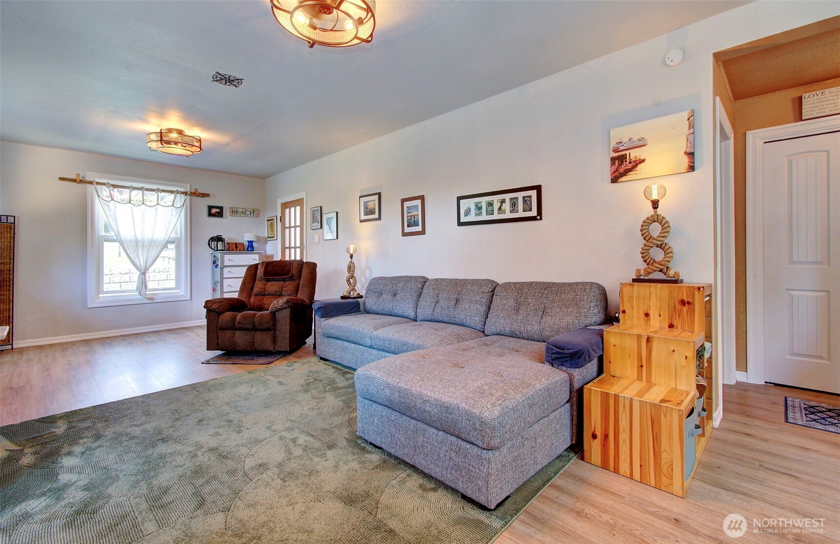 1503 First Street Property Photo 11