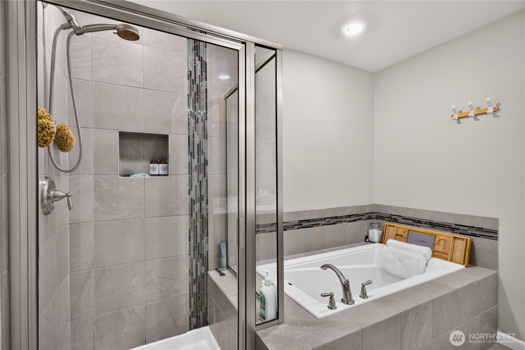 3289 Loch Ness Loop Property Photo 26