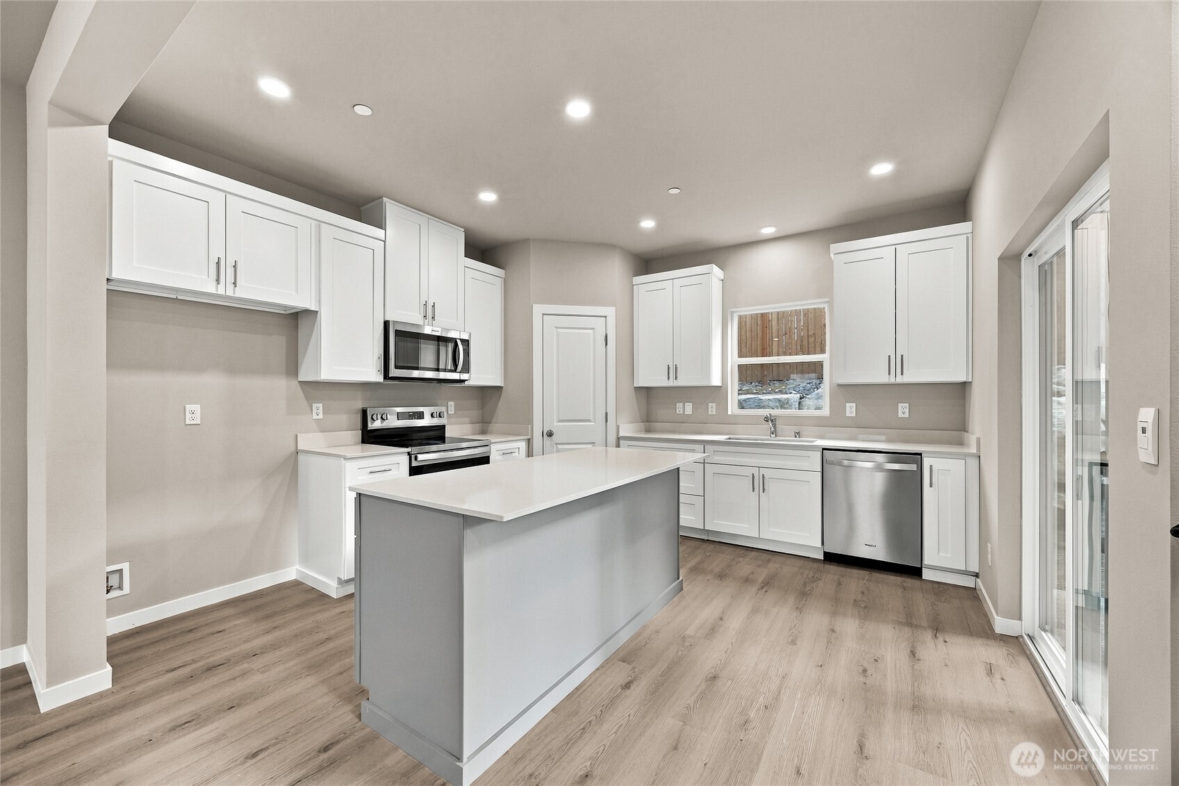 13901 11th Place A Property Photo 3