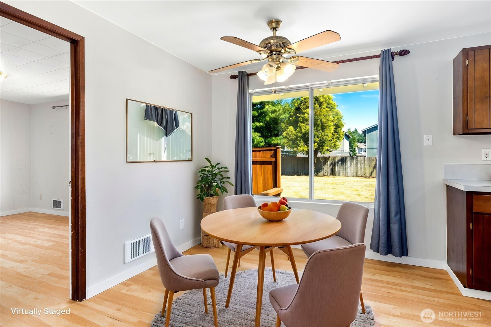 4823 103rd Place Property Photo 10