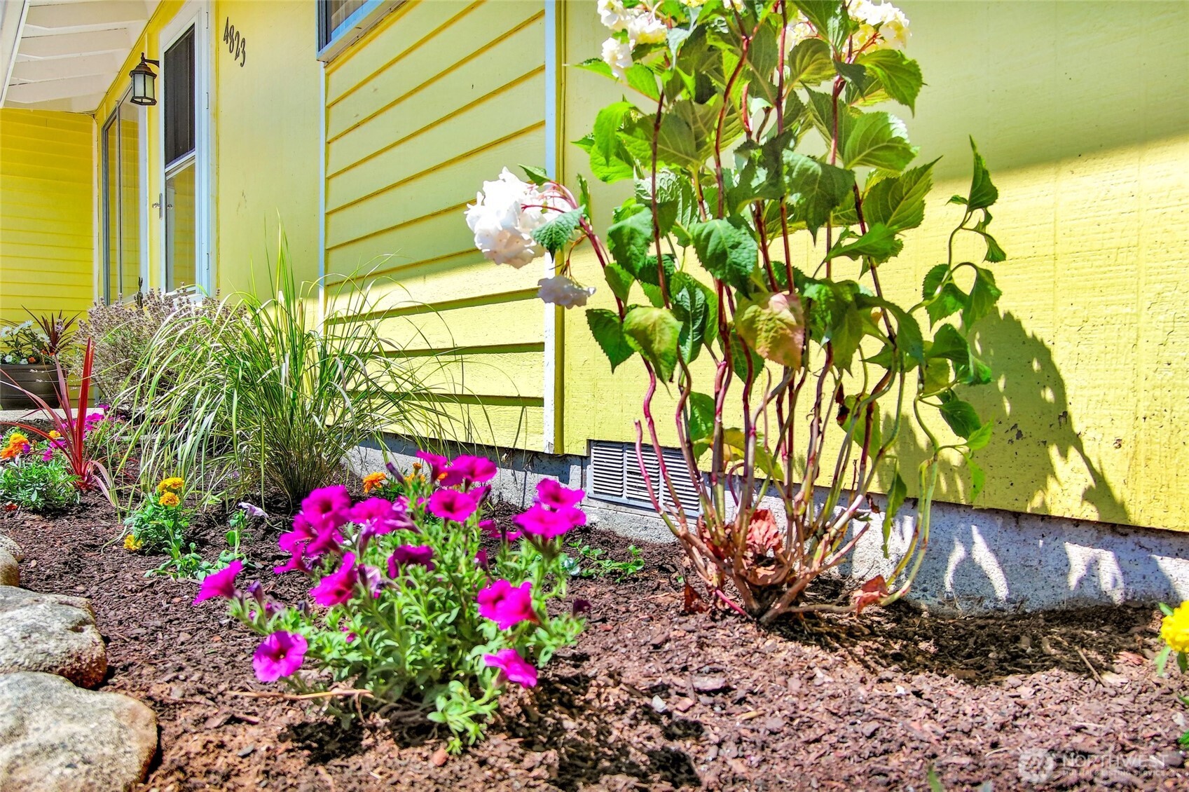4823 103rd Place Property Photo 32