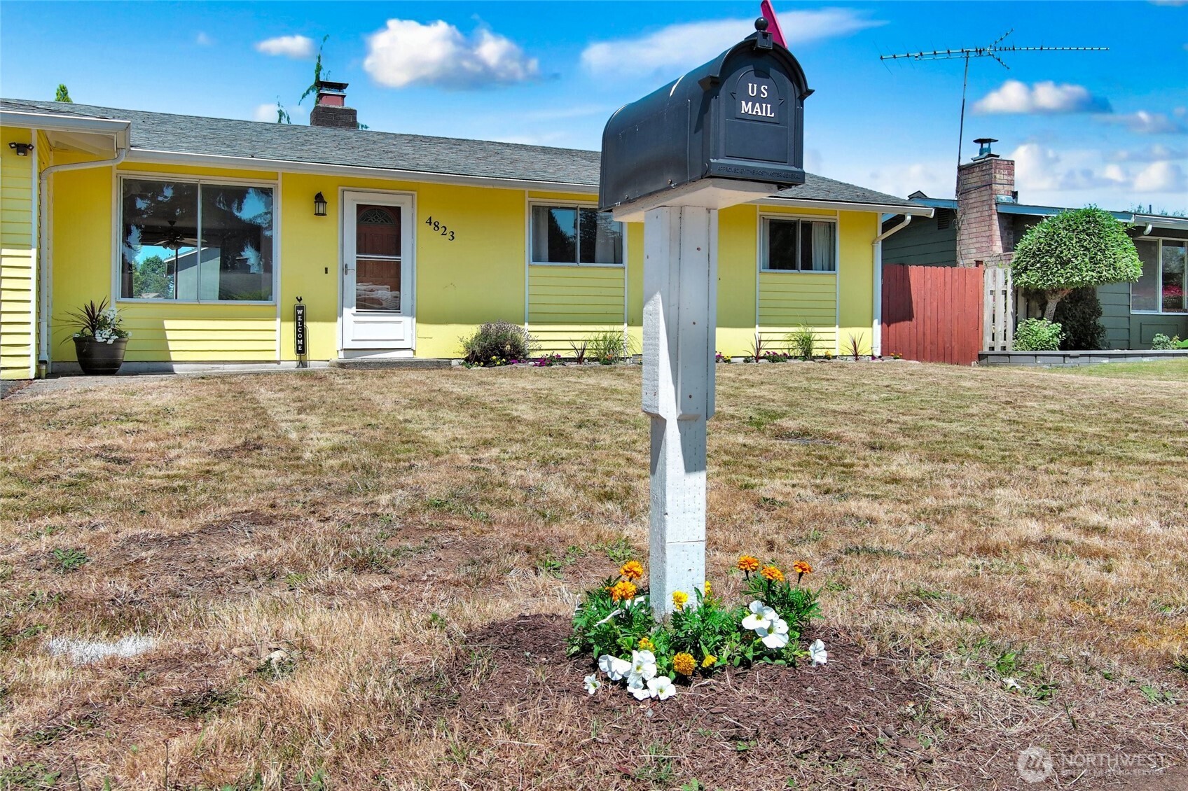 4823 103rd Place Property Photo 39