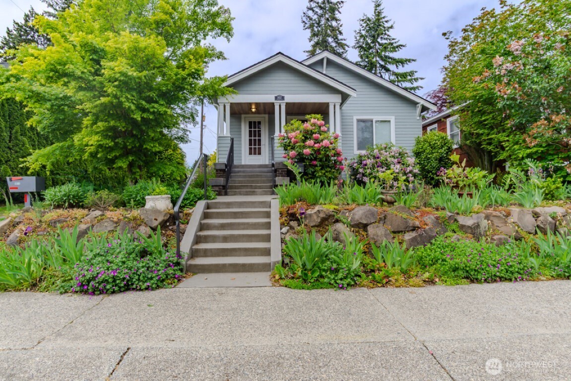 9017 5th Avenue Property Photo 1